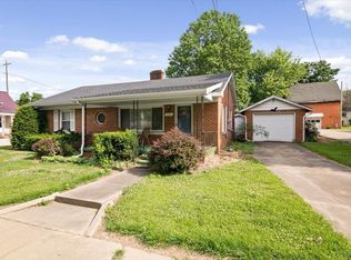 104 W Walnut St, Owensville, IN 47665