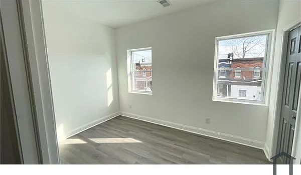 2 bed, $1,400 — Photo 4