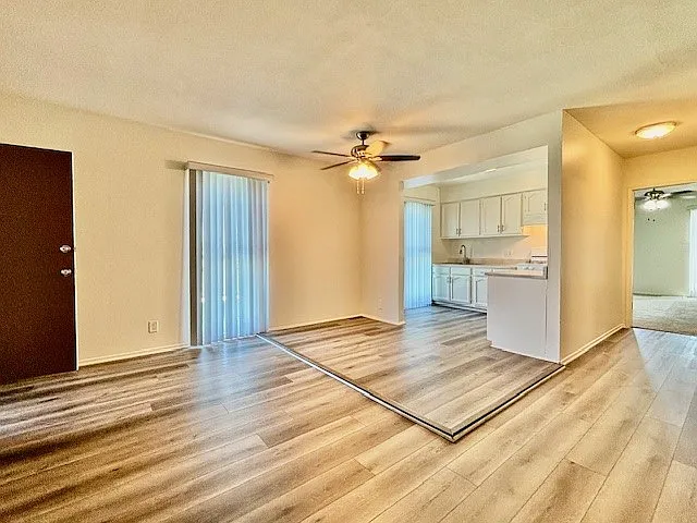 815 N Rose Ave #L8 — Photo 9