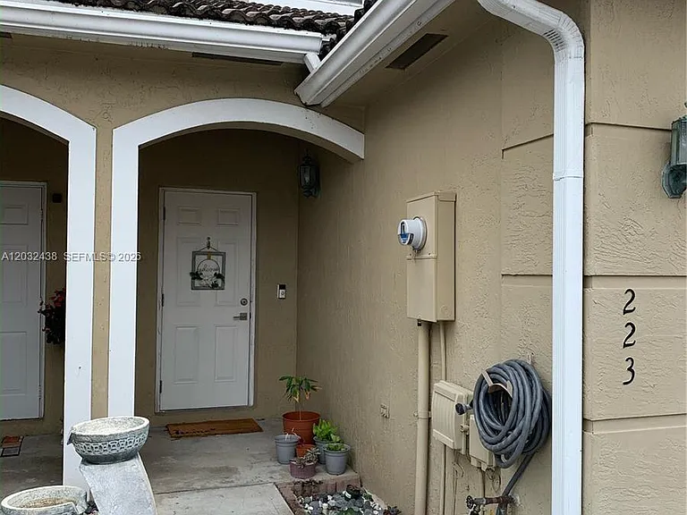 223 SW 120th Ave #0 — Photo 21