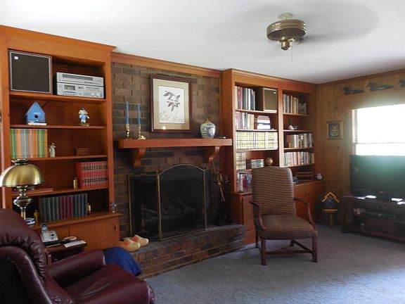 3rd image of 300 Charlotte Ave