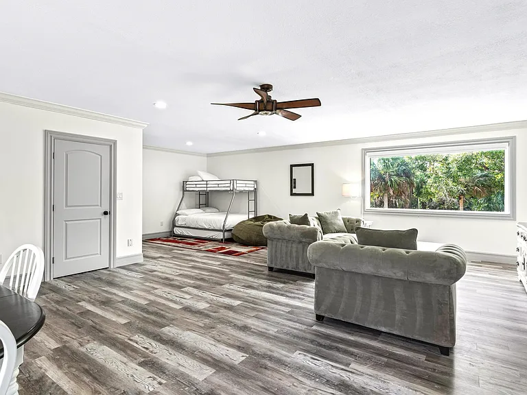 12151 Old Indiantown Rd — Photo 50