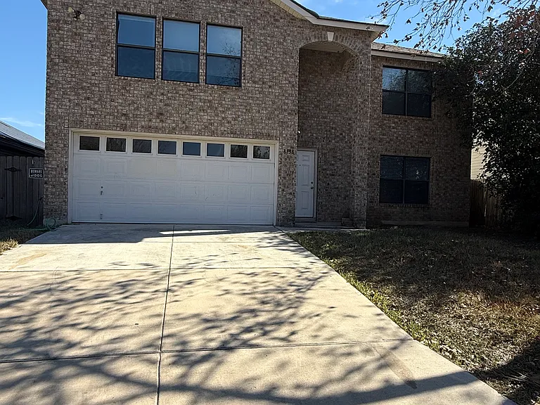 8138 Elktree Pass — Photo 2