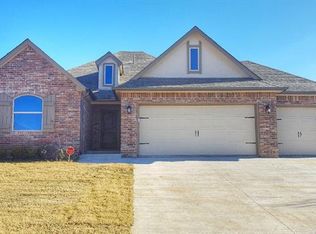 5913 S 14th St, Broken Arrow, OK 74011