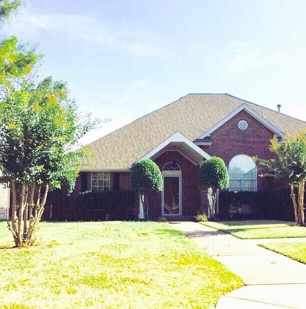 1st image of 2512 SW 123rd Pl