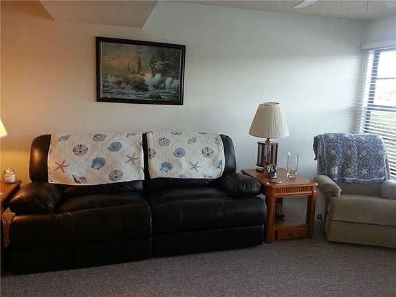 4th image of 38 Plantation Dr APT 106