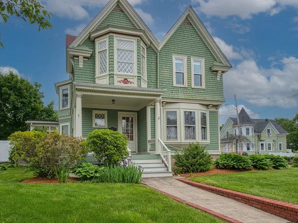 43 Ash St, Brockton, MA 02301