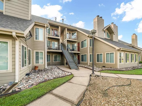 10011 E Boston St APT 104, Wichita, KS 67207
