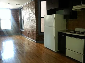 Rented by Harlem Lofts