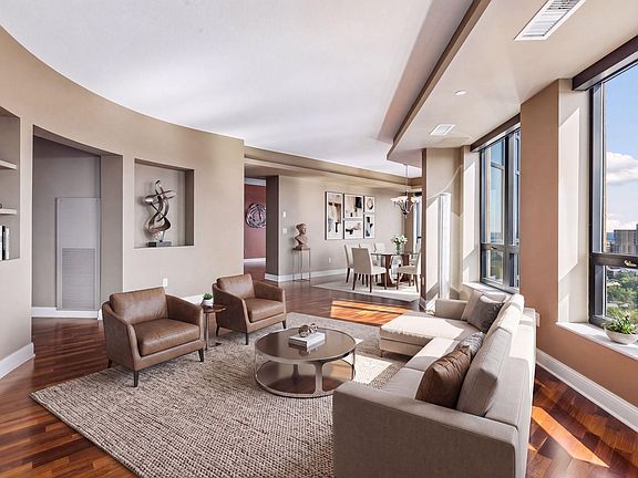 2nd image of 100 3rd Ave S Unit 2301