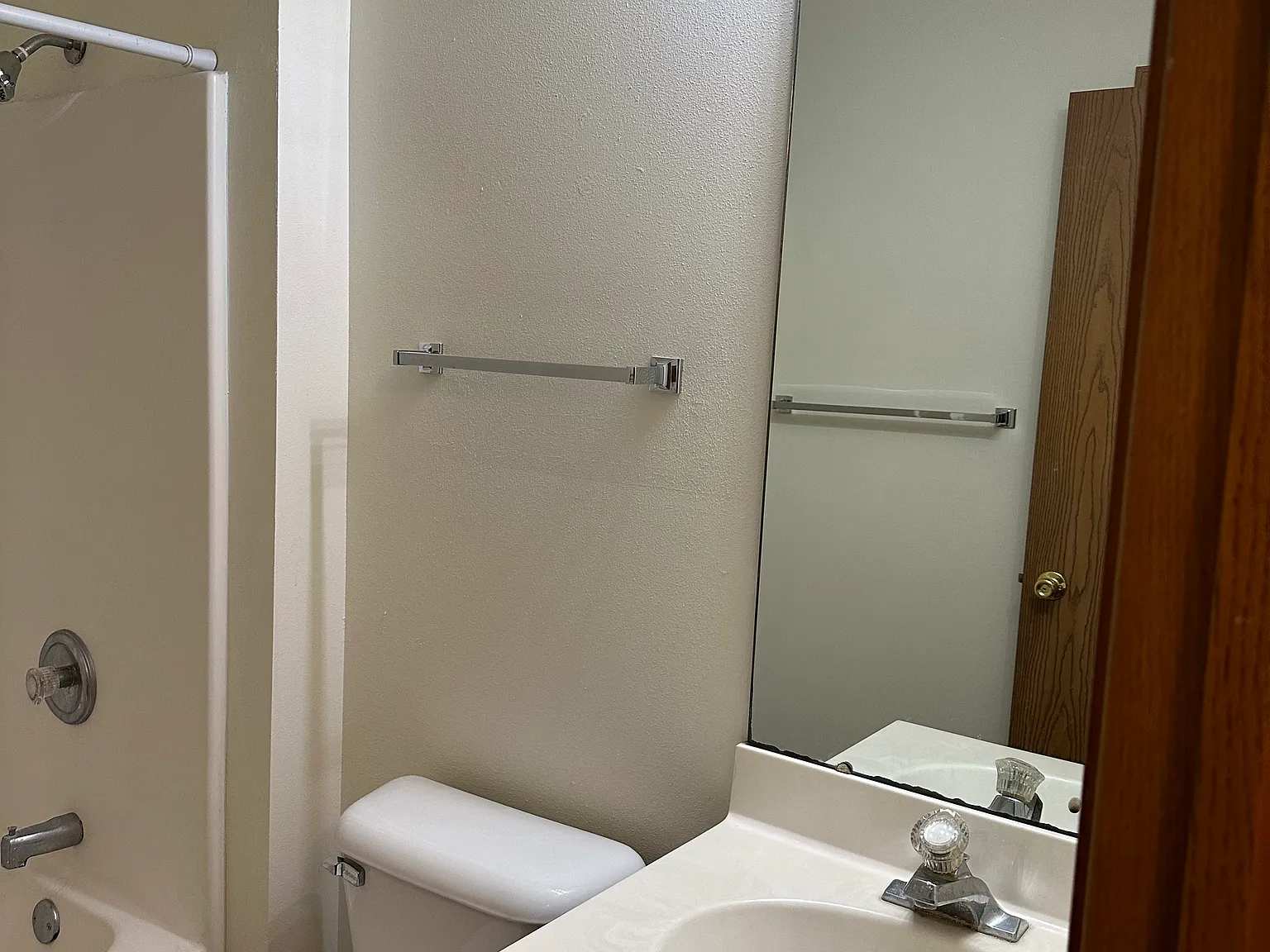 2 bed, 1200 sqft, $1,475 — Photo 4