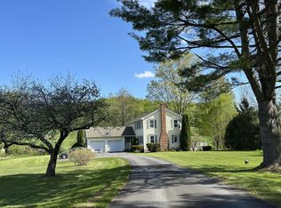 79 Mead Farm Rd, Hinesburg, VT 05461