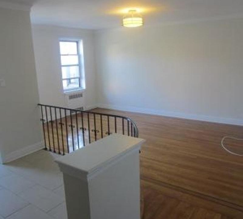 2nd image of 10505 69th Ave #409
