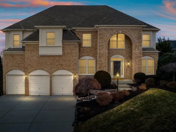 20988 Nightshade Pl, Ashburn, VA 20147