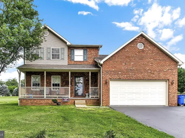1843 Liberty Rd, Spring Grove, PA 17362