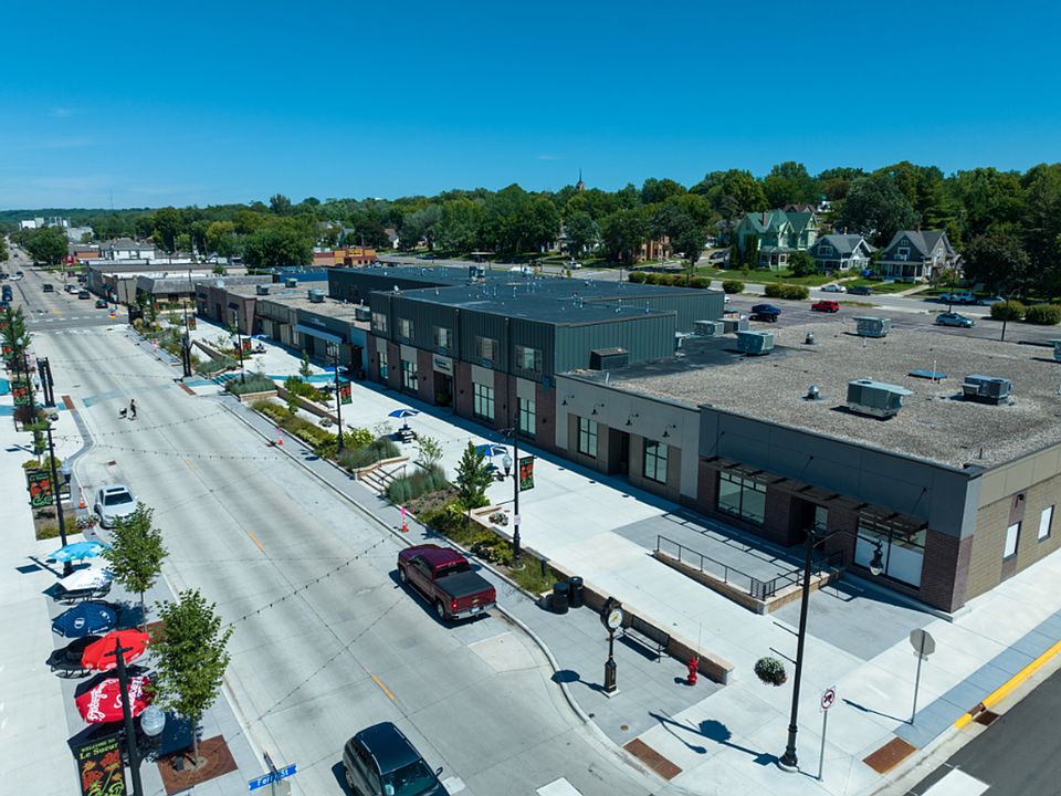 1st image of 101 Main St S #214
