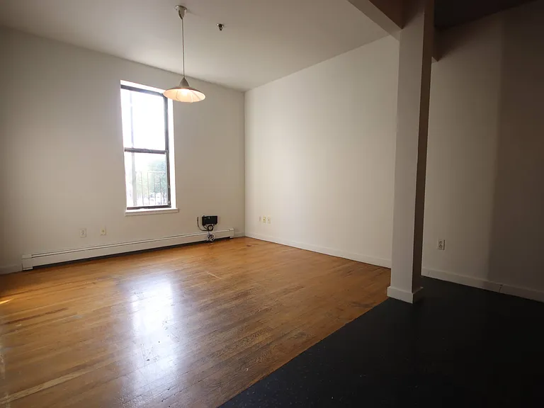 47-45 Vernon Blvd #2B — Photo 5