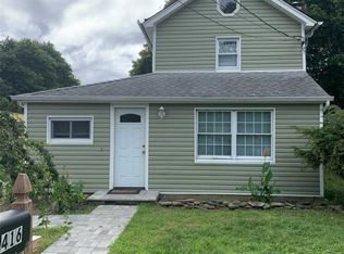 416 Taylor Ave, East Patchogue, NY 11772