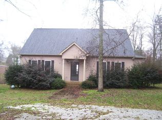 1621 Holly Point Rd, Prosperity, SC 29127