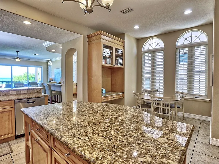 17810 Lee Ave — Photo 14