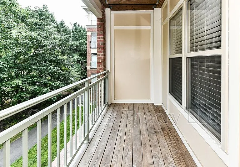 1851 Stratford Park Pl #208 — Photo 9