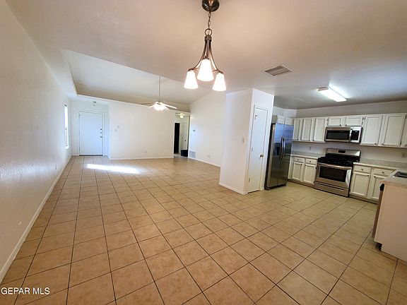 4th image of 2416 Tierra Humeda Dr
