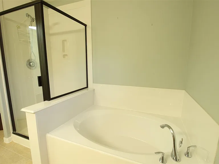 3707 Autumn Branch Ct — Photo 8
