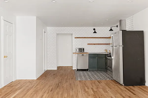 Rented by Compass | media 10