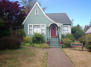 3835 44th Ave SW, Seattle, WA 98116