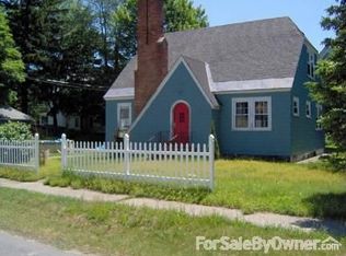 8 Steuben St, Bellows Falls, VT 05101