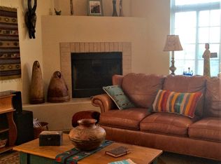 4436 Chamisa Path Rd, Santa Fe, NM 87507