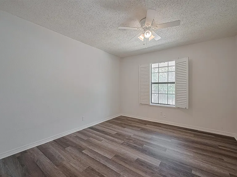 606 Marshall St #35 — Photo 6
