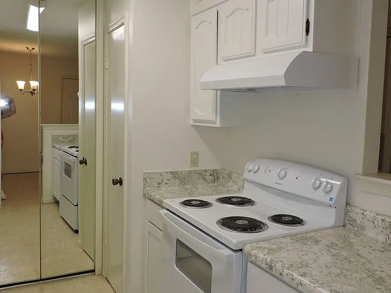2299 Scenic Highway Cir #2 — Photo 8