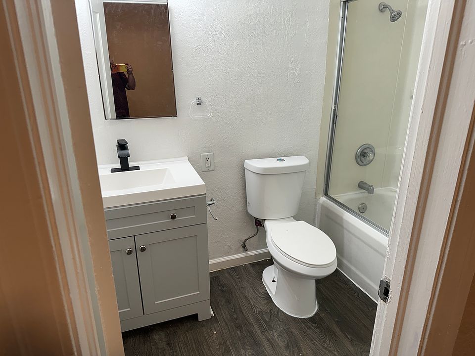 1st image of 318 Louisiana St #B