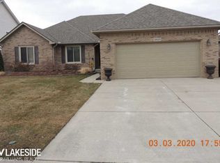 48629 Park Place Dr, Macomb, MI 48044
