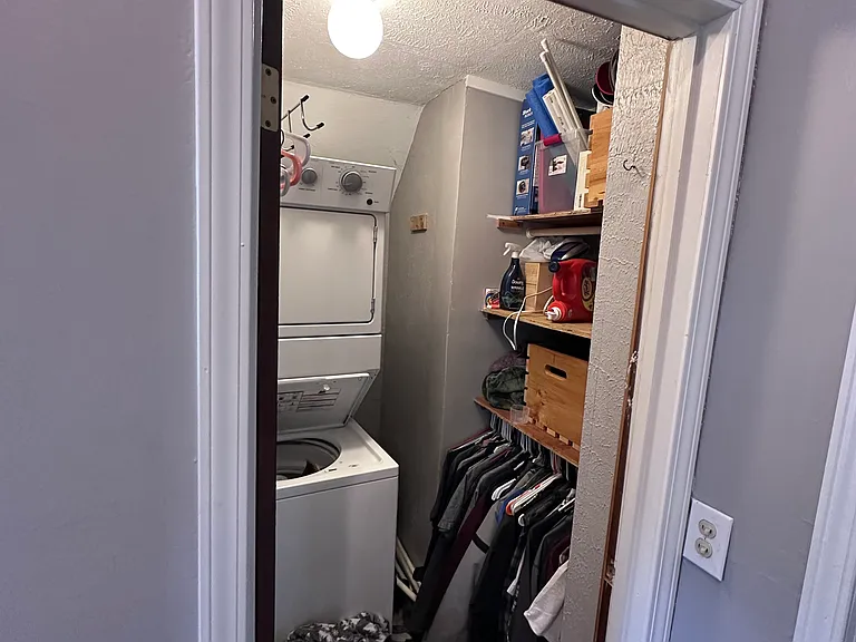 729 College Ave NE #2 — Photo 22