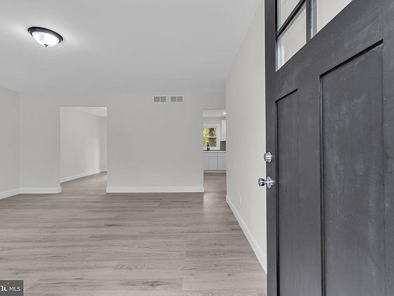 2nd image of 408 New Rd