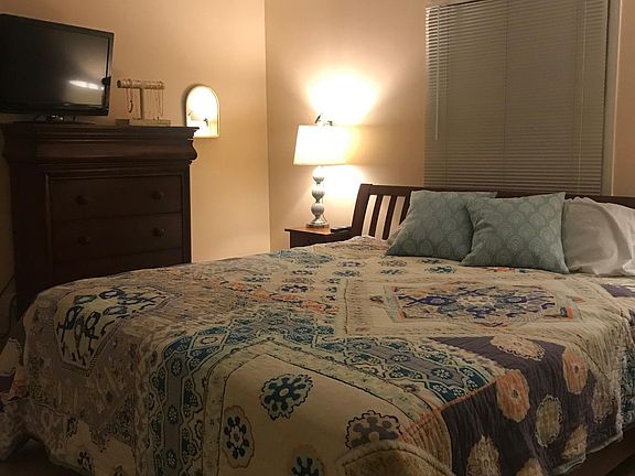 Spacious master bedroom (large enough to fit King bed, 2 dressers, and nightstands).