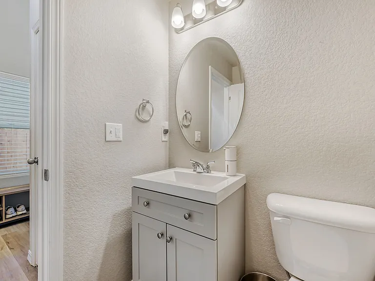 8116 Kittrick Pl — Photo 23