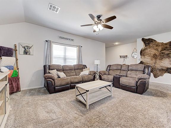 3rd image of 10017 Wessex Dr