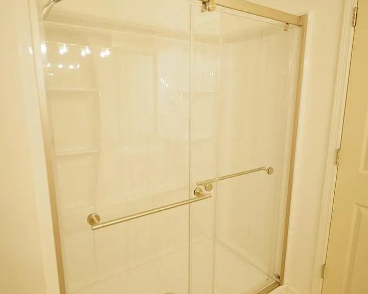 4472 Bay Shore Cir — Photo 16