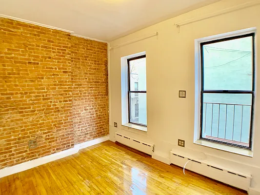 Rented by Bohemia Realty Group | media 9