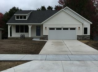 5370 Rischow Dr SW, Wyoming, MI 49509