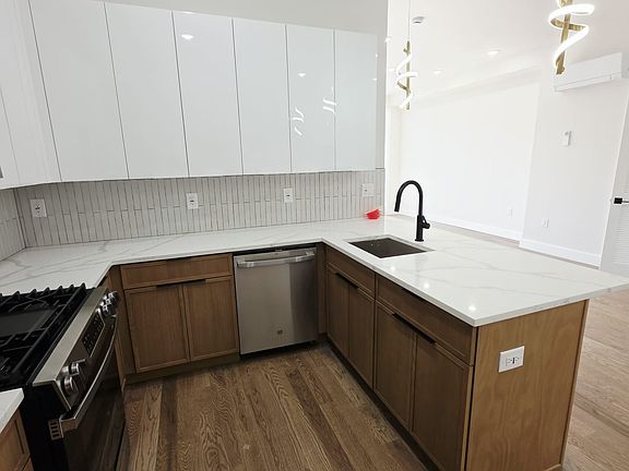 2nd image of 40 Lembeck Ave #12