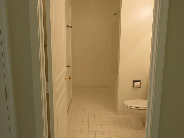 5565 Seminary Rd #208 — Photo 63