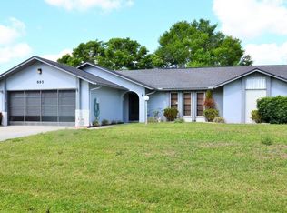 895 Rostock Cir NW, Palm Bay, FL 32907