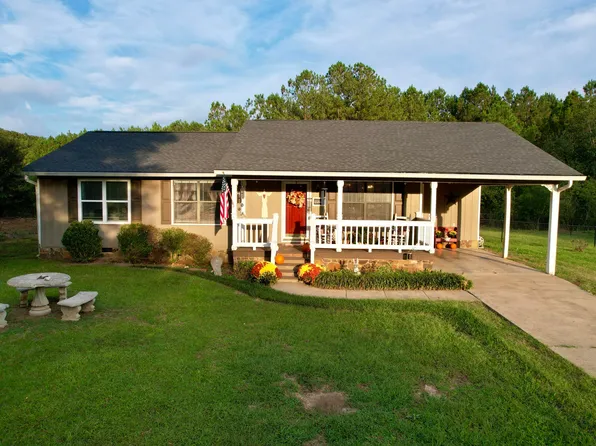 90 Millican St, Summerville, GA 30747