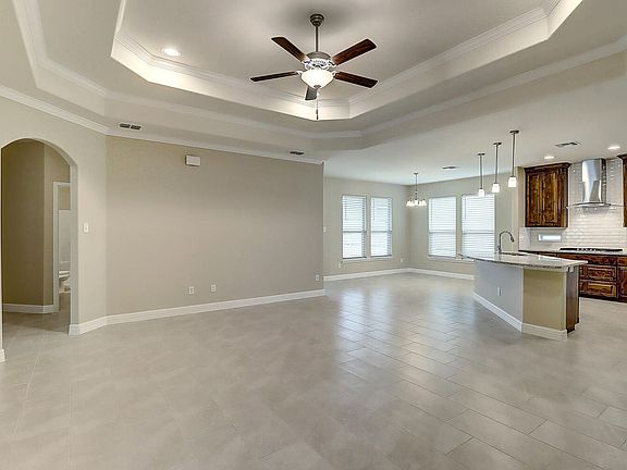 5th image of 2202 Crystal Bay Dr