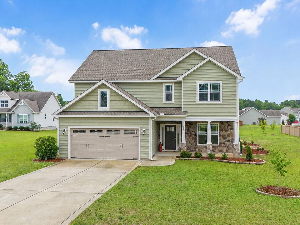 1st image of 46 Rowland Dr