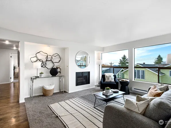 5711 Phinney Avenue N #203, Seattle, WA 98103